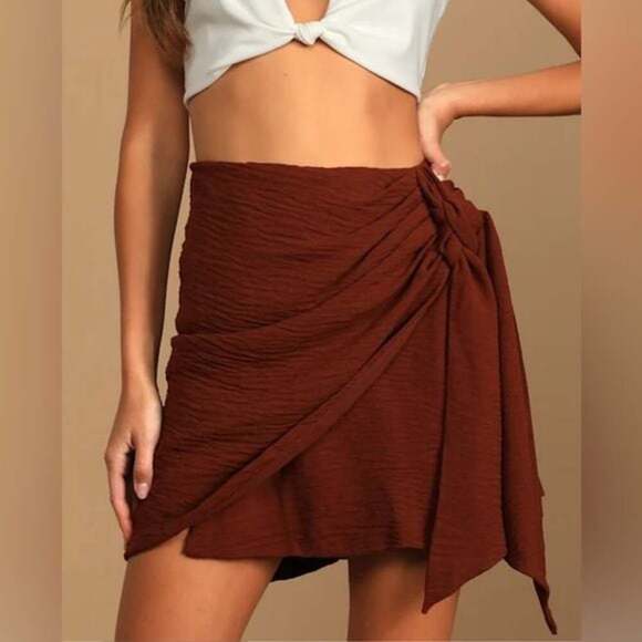 Lulus Dresses & Skirts - Lulus Pick a Side Brown Side-Tie Mini Skirt Women’s Size Large